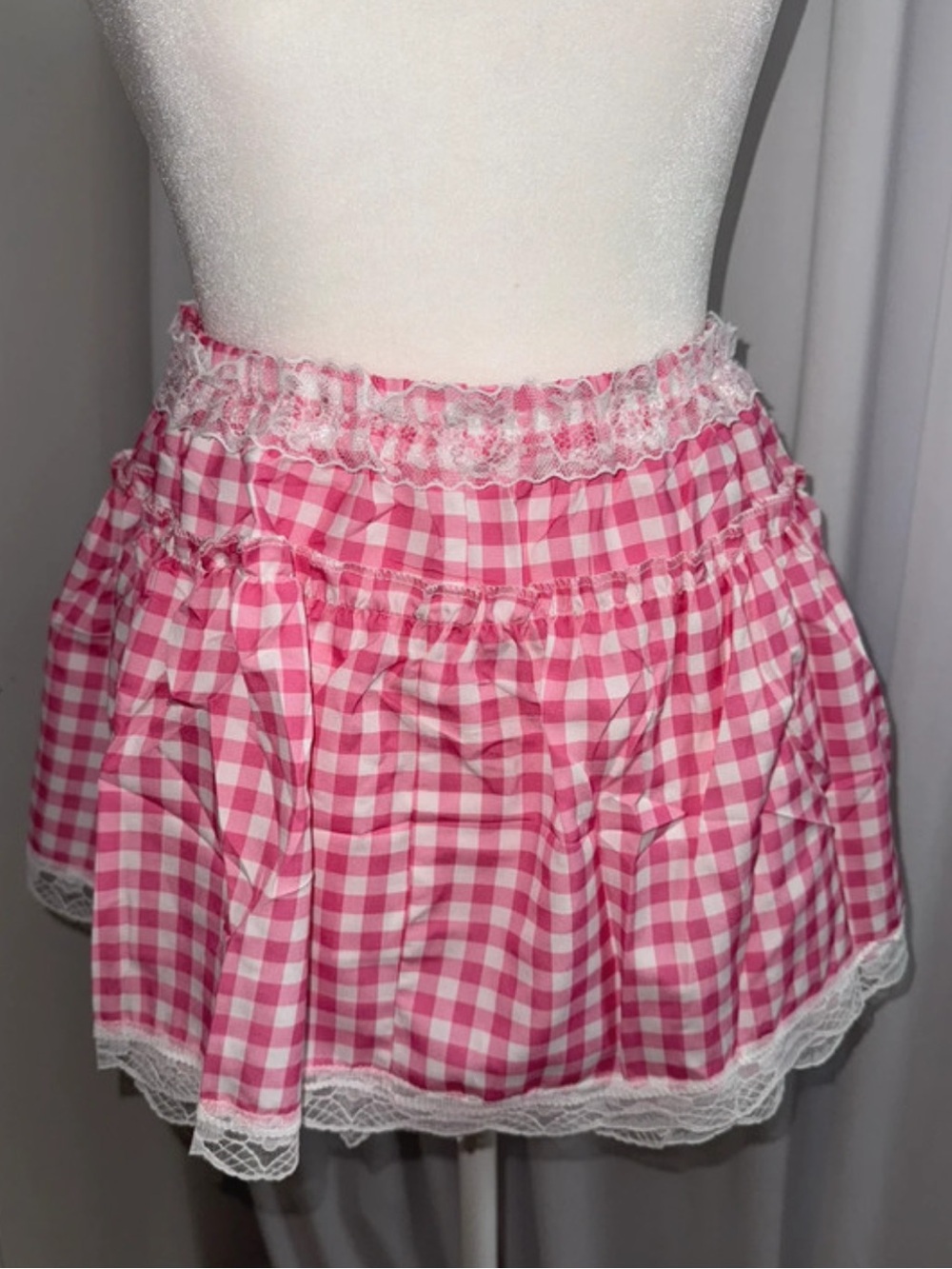Brand new pink gingham mini skirt